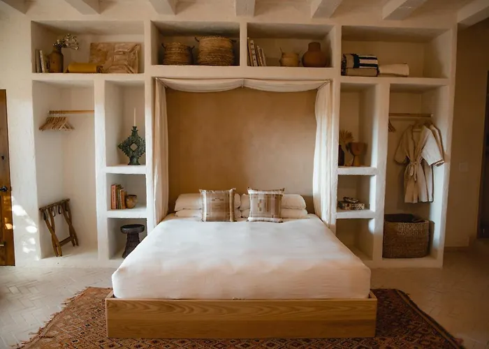 The Jth Tucson Hotel *