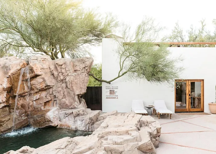 The Jth Tucson Hotel *